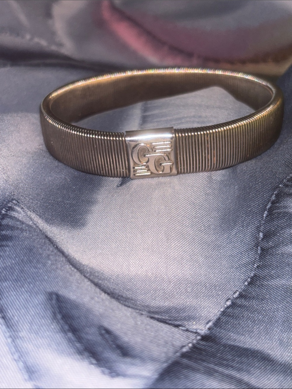 Gucci Silver Ribbed sleeve garter with bangle bracelet unisex